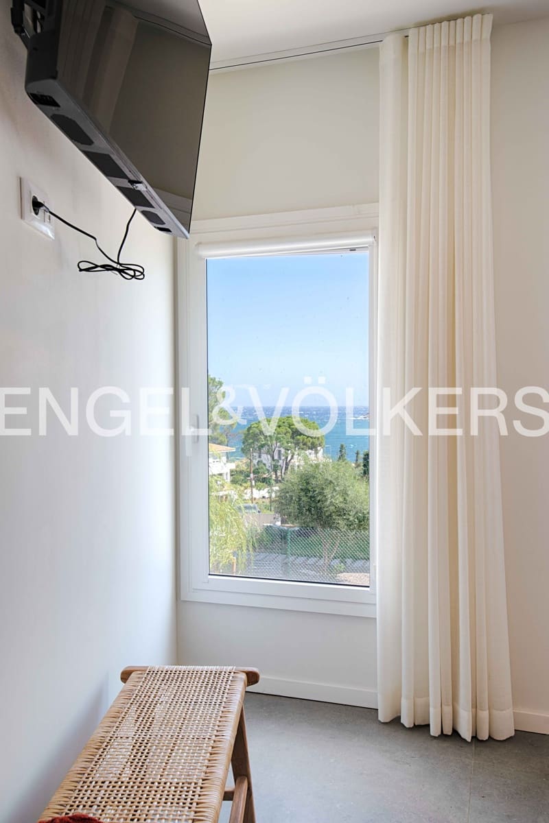 3 soveværelse Villa til salg i El Port de la Selva med swimmingpool garage - € 950.000 (Ref: 9162851)