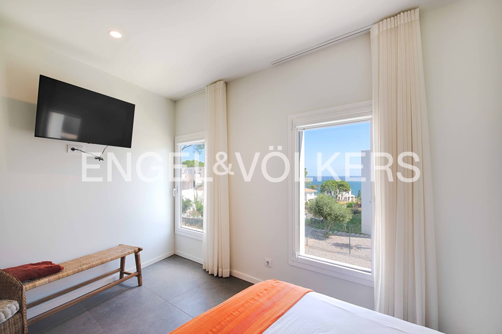 3 soveværelse Villa til salg i El Port de la Selva med swimmingpool garage - € 950.000 (Ref: 9162851)