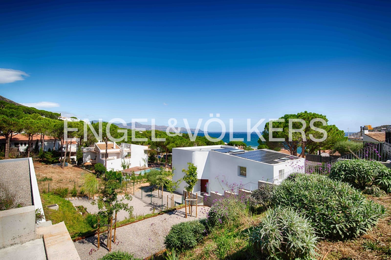 3 soveværelse Villa til salg i El Port de la Selva med swimmingpool garage - € 950.000 (Ref: 9162851)