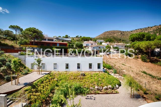 3 bedroom Villa for sale in El Port de la Selva with pool garage - € 950,000 (Ref: 9162851)