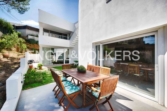 Chalet de 4 habitaciones en El Port de la Selva en venta con piscina garaje - 1.500.000 € (Ref: 9163146)