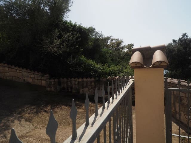 Undeveloped Land for sale in Roses - € 499,000 (Ref: 9168139)