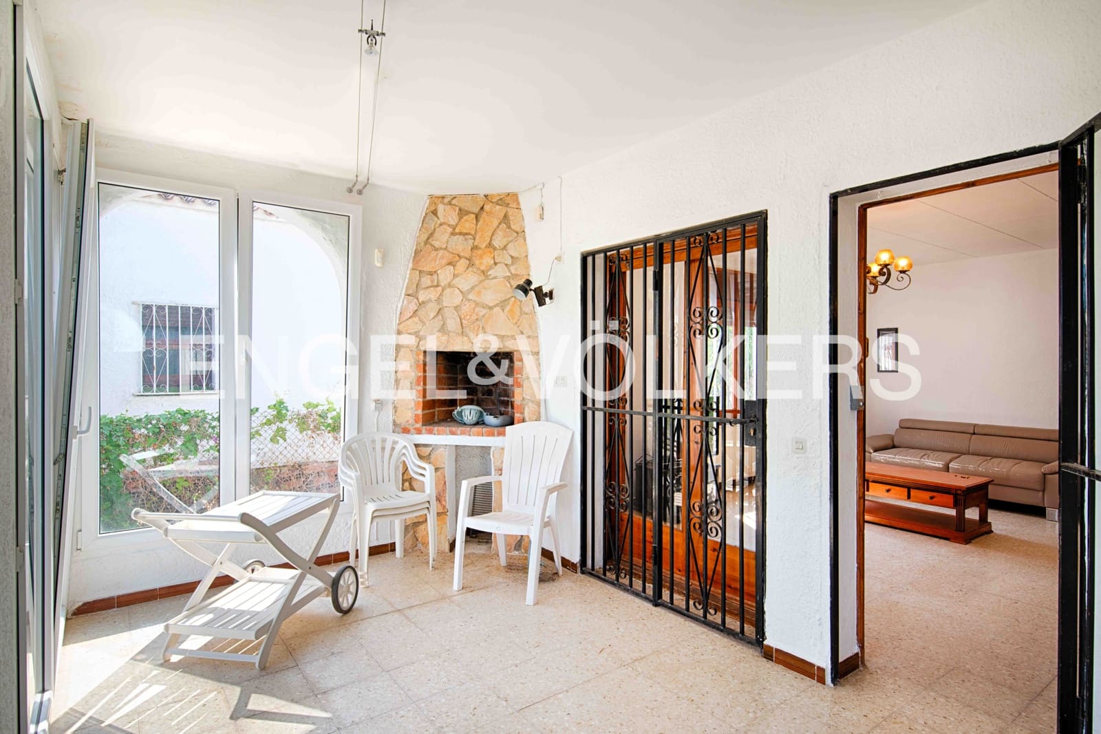 3 soverom Villa til salgs i Empuriabrava med garasje - € 860 000 (Ref: 9170576)