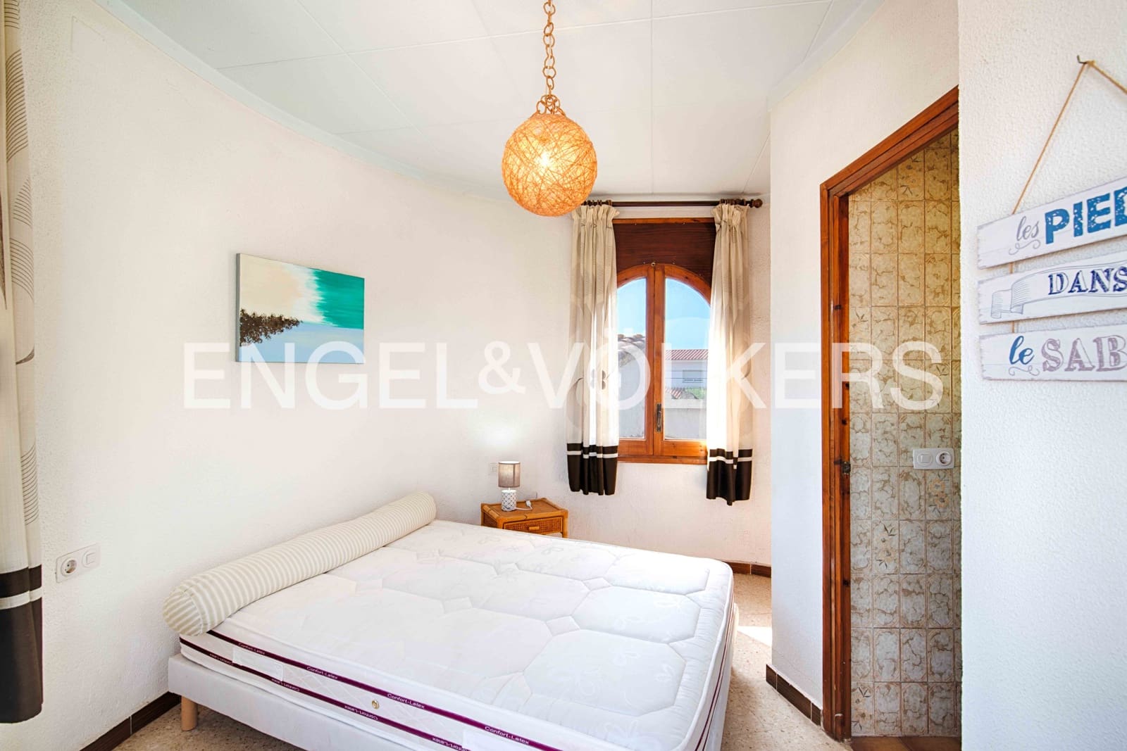 3 soverom Villa til salgs i Empuriabrava med garasje - € 860 000 (Ref: 9170576)