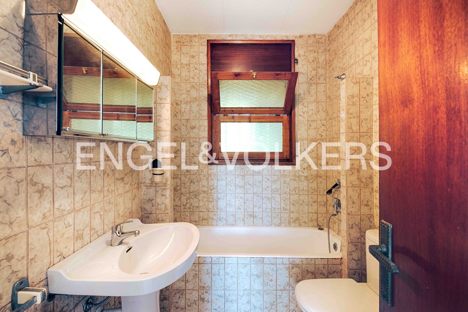 3 soverom Villa til salgs i Empuriabrava med garasje - € 860 000 (Ref: 9170576)