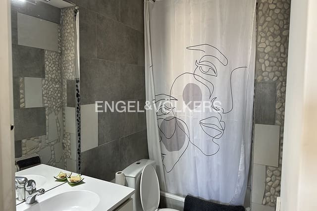 Apartamento de 3 habitaciones en Figueres en venta - 160.000 € (Ref: 9170577)