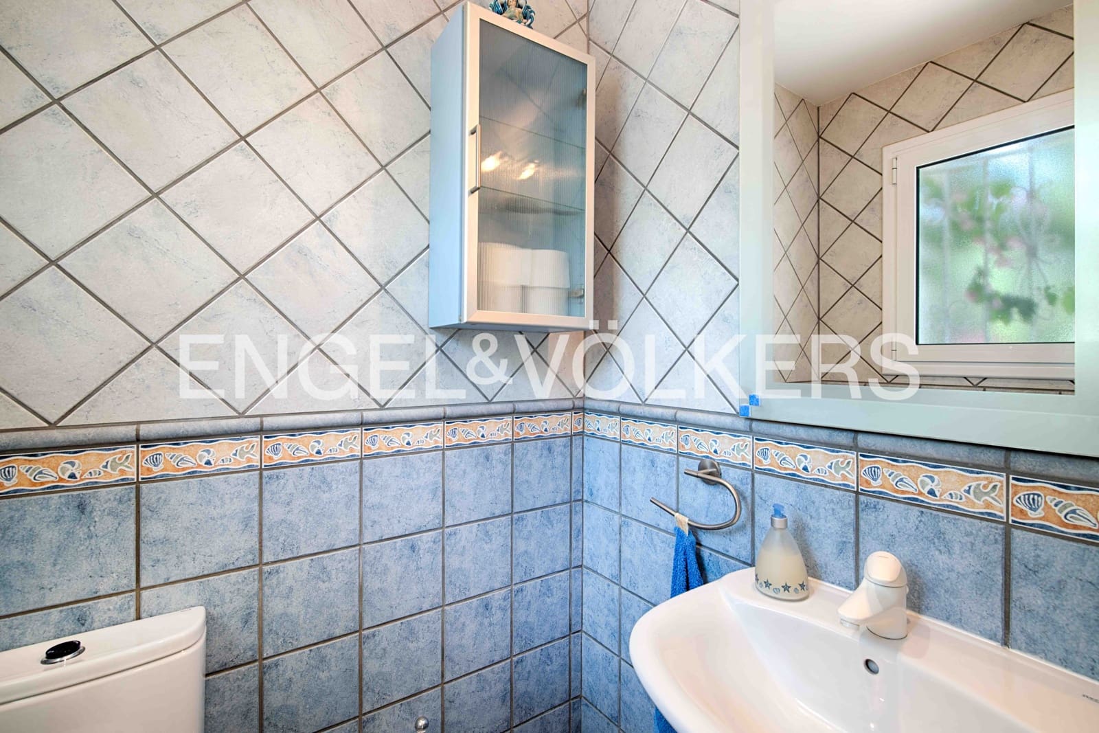 5 soveværelse Villa til salg i Empuriabrava med swimmingpool garage - € 799.000 (Ref: 9172507)