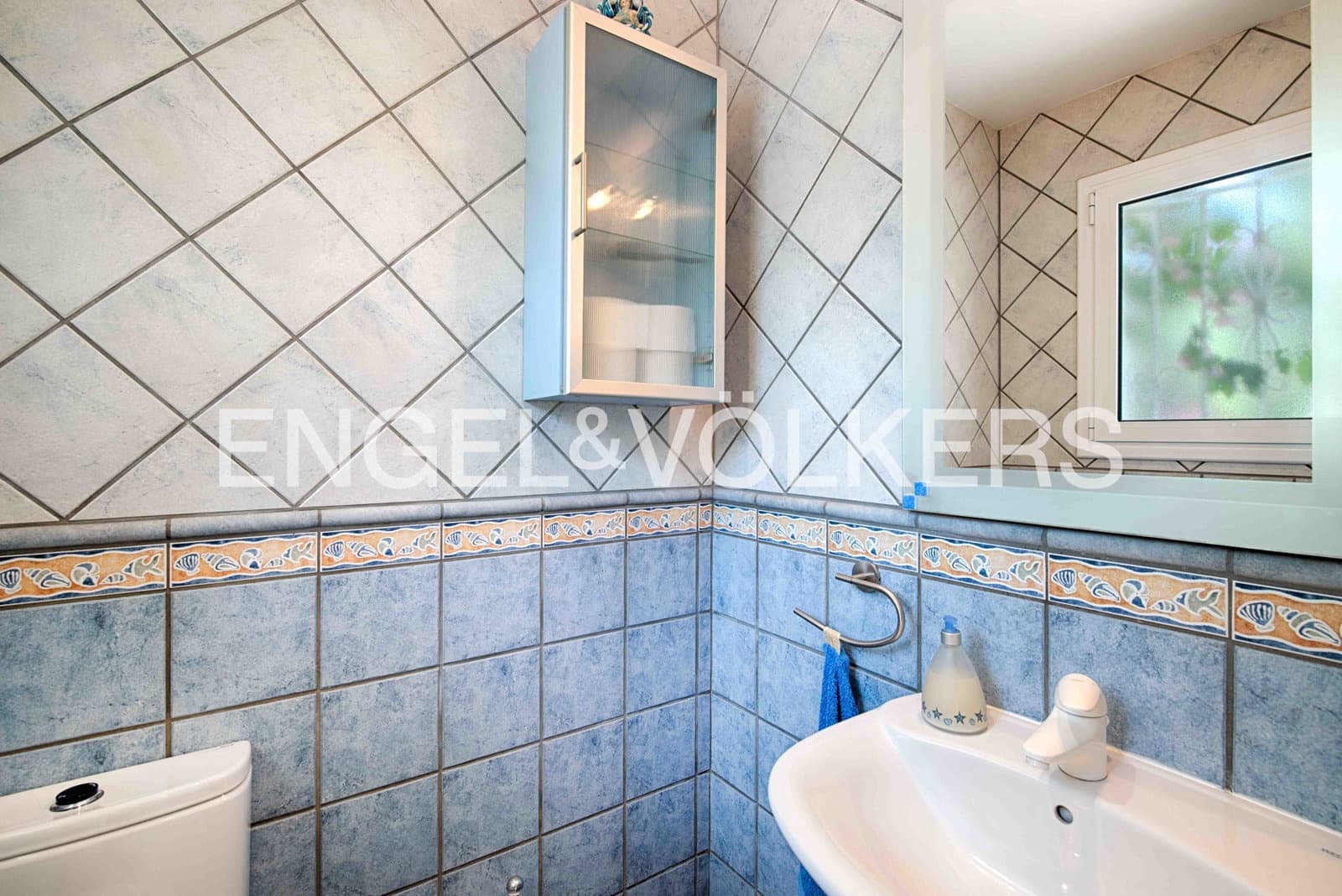 5 sovrum Villa till salu i Empuriabrava med pool garage - 749 000 € (Ref: 9172507)