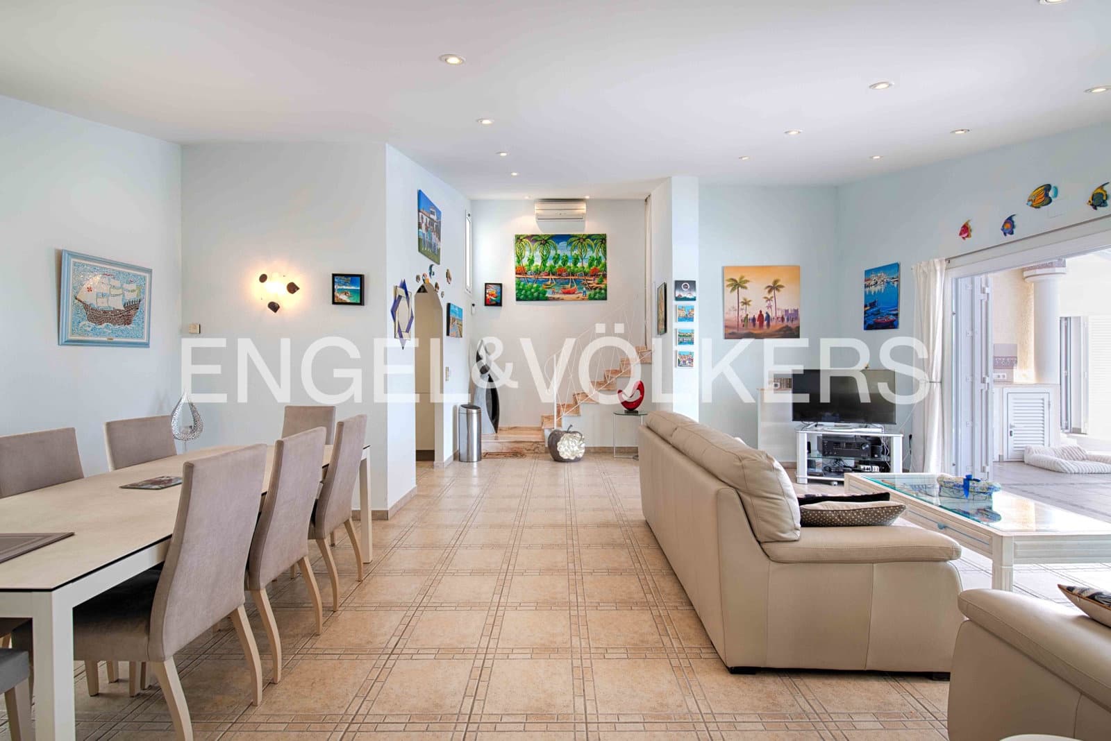 5 sovrum Villa till salu i Empuriabrava med pool garage - 749 000 € (Ref: 9172507)