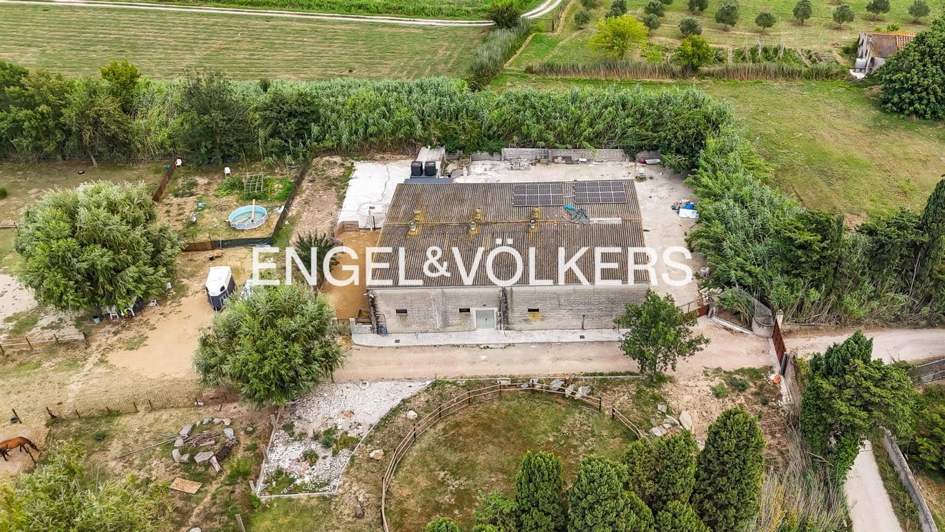 Finca/Landhuis te koop in Castello d'Empuries met garage - € 395.000 (Ref: 9175546)