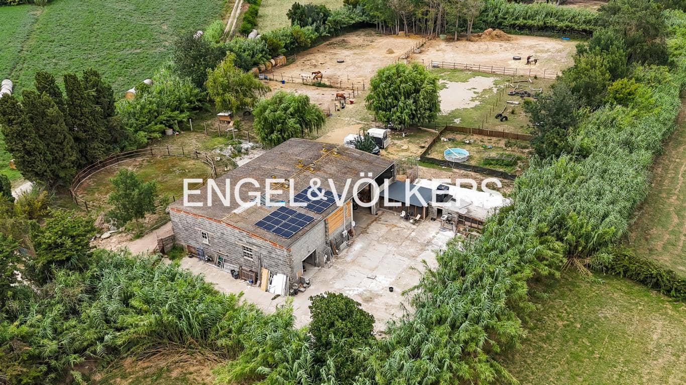 Finca/Landhuis te koop in Castello d'Empuries met garage - € 395.000 (Ref: 9175546)