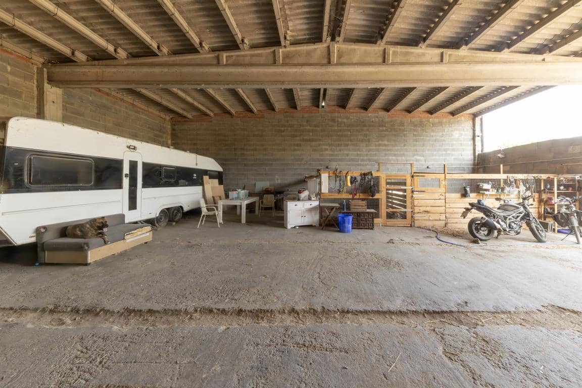 Maalaistalo myytävänä paikassa Castello d'Empuries mukana 
autotalli - 395 000 € (Ref: 9175546)