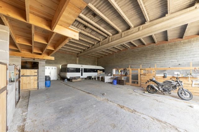 Finca/Herregård til salgs i Castelló d'Empúries med garasje - € 395 000 (Ref: 9175546)
