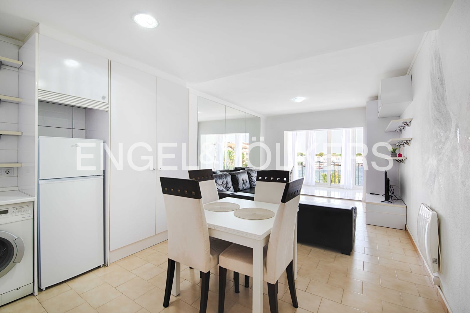 1 bedroom Apartment for sale in Empuriabrava - € 155,000 (Ref: 9184674)