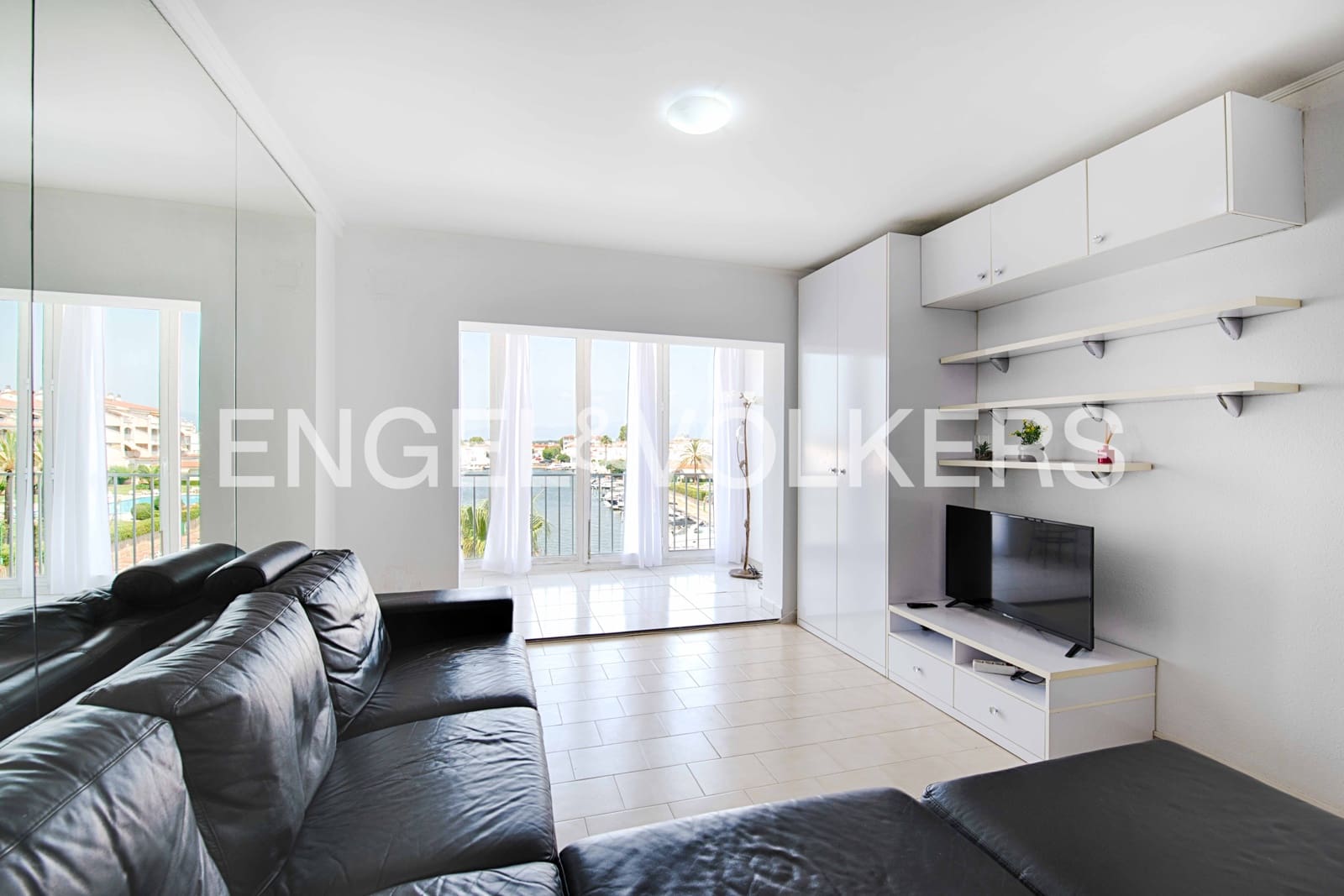 1 bedroom Apartment for sale in Empuriabrava - € 155,000 (Ref: 9184674)