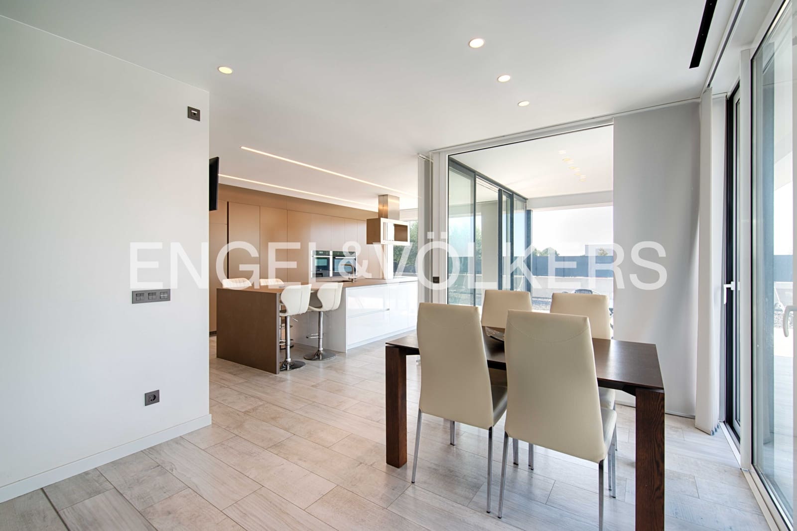 4 camera da letto Villa in vendita in Sant Climent Sescebes con piscina garage - 890.000 € (Rif: 9184675)