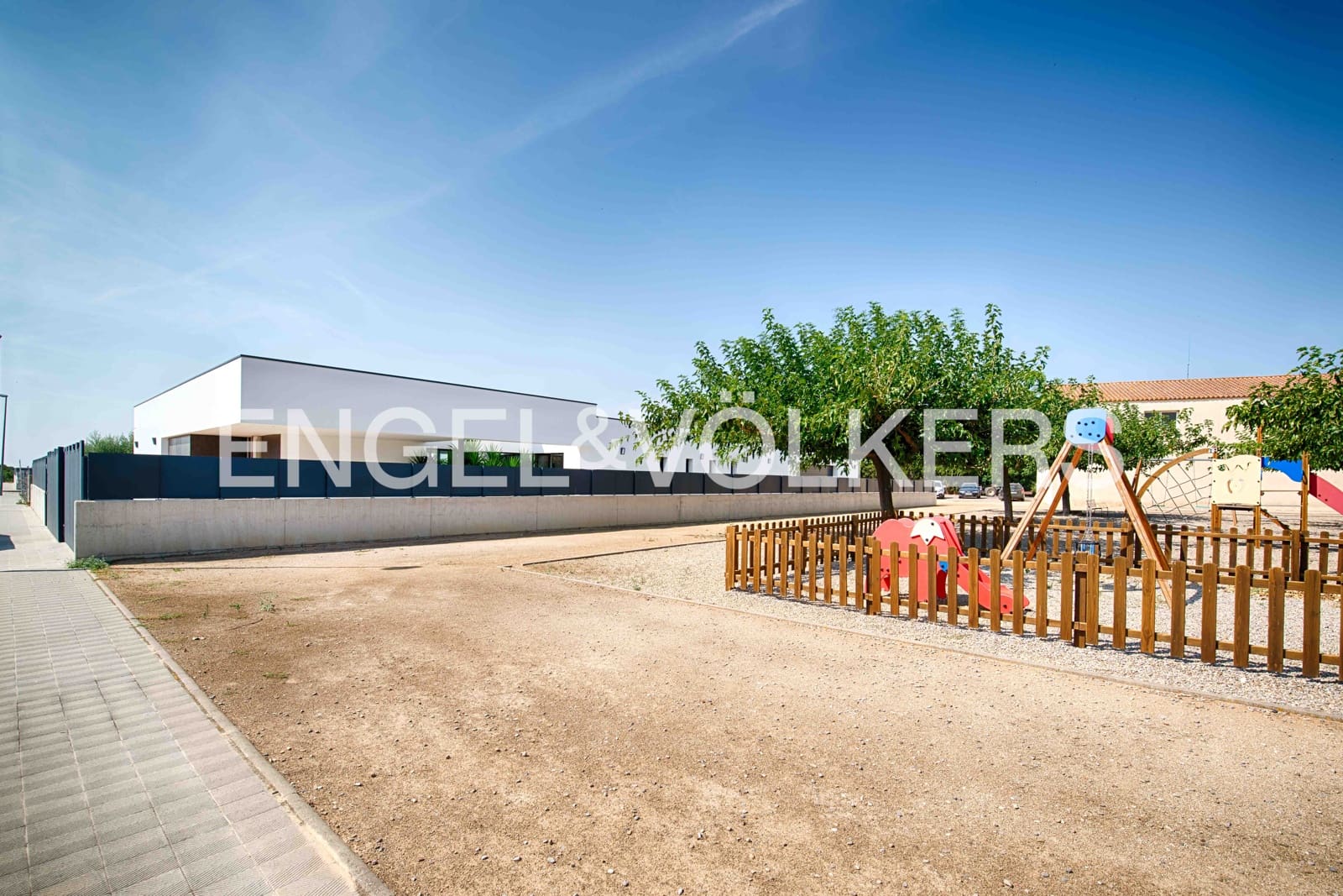 4 camera da letto Villa in vendita in Sant Climent Sescebes con piscina garage - 890.000 € (Rif: 9184675)