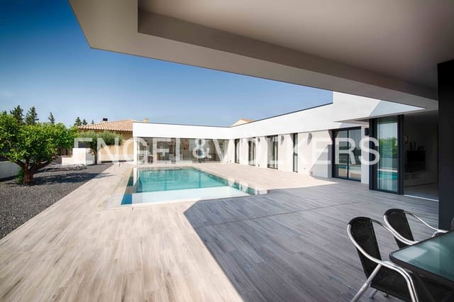 4 Zimmer Villa zu verkaufen in Sant Climent Sescebes mit Pool Garage - 890.000 € (Ref: 9184675)