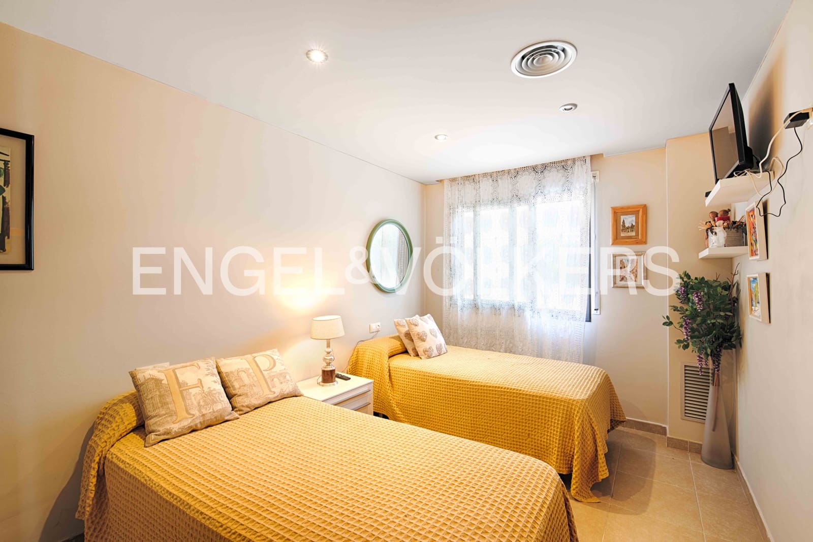 8 soveværelse Villa til salg i Pedret i Marza med swimmingpool garage - € 950.000 (Ref: 9187468)