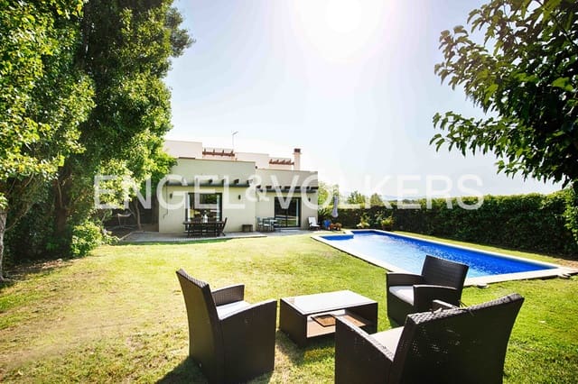 8 Zimmer Villa zu verkaufen in Pedret i Marzà mit Pool Garage - 895.000 € (Ref: 9187468)