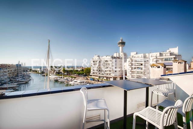 3 bedroom Apartment for sale in Empuriabrava, Castelló d'Empúries with garage - € 470,000 (Ref: 9191482)