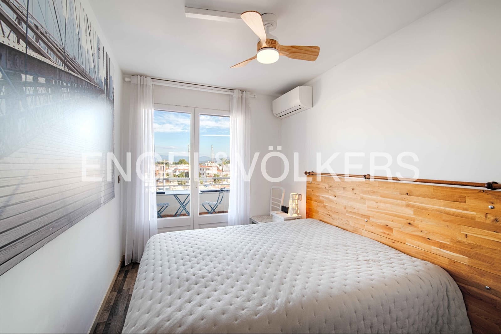 3 chambre Appartement à vendre à Empuriabrava avec garage - 470 000 € (Ref: 9191482)