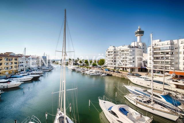 3 bedroom Apartment for sale in Empuriabrava, Castelló d'Empúries with garage - € 470,000 (Ref: 9191482)