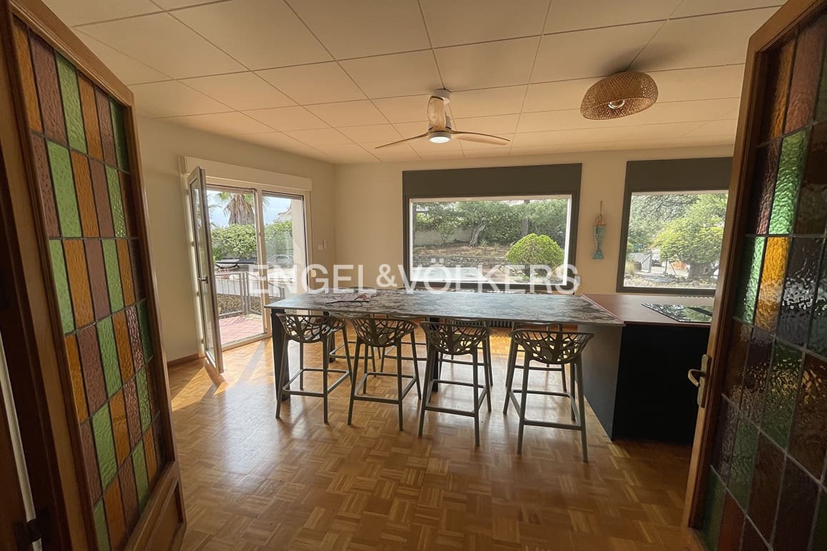 10 makuuhuone Huvila myytävänä paikassa Llanca mukana uima-altaan 
autotalli - 1 050 000 € (Ref: 9191483)