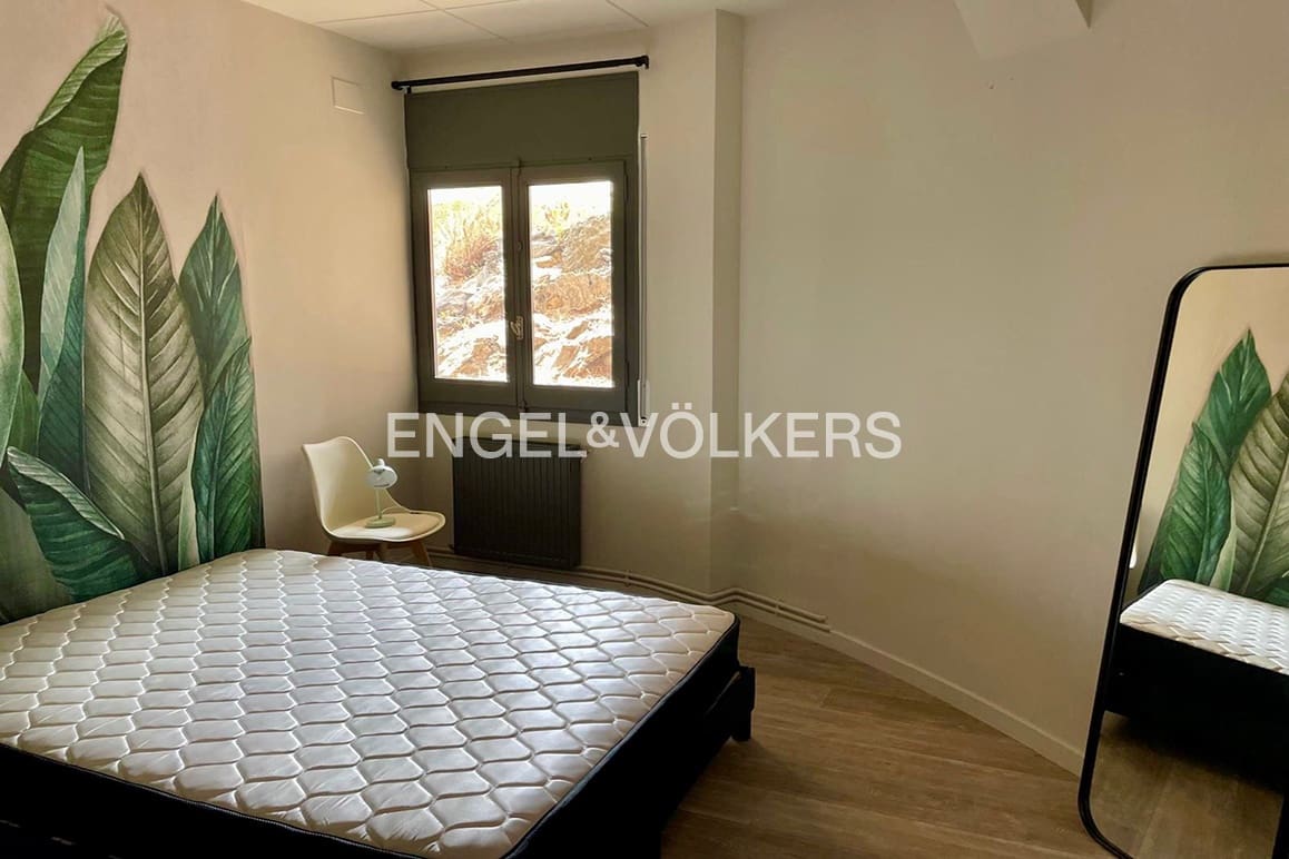 10 makuuhuone Huvila myytävänä paikassa Llanca mukana uima-altaan 
autotalli - 1 050 000 € (Ref: 9191483)