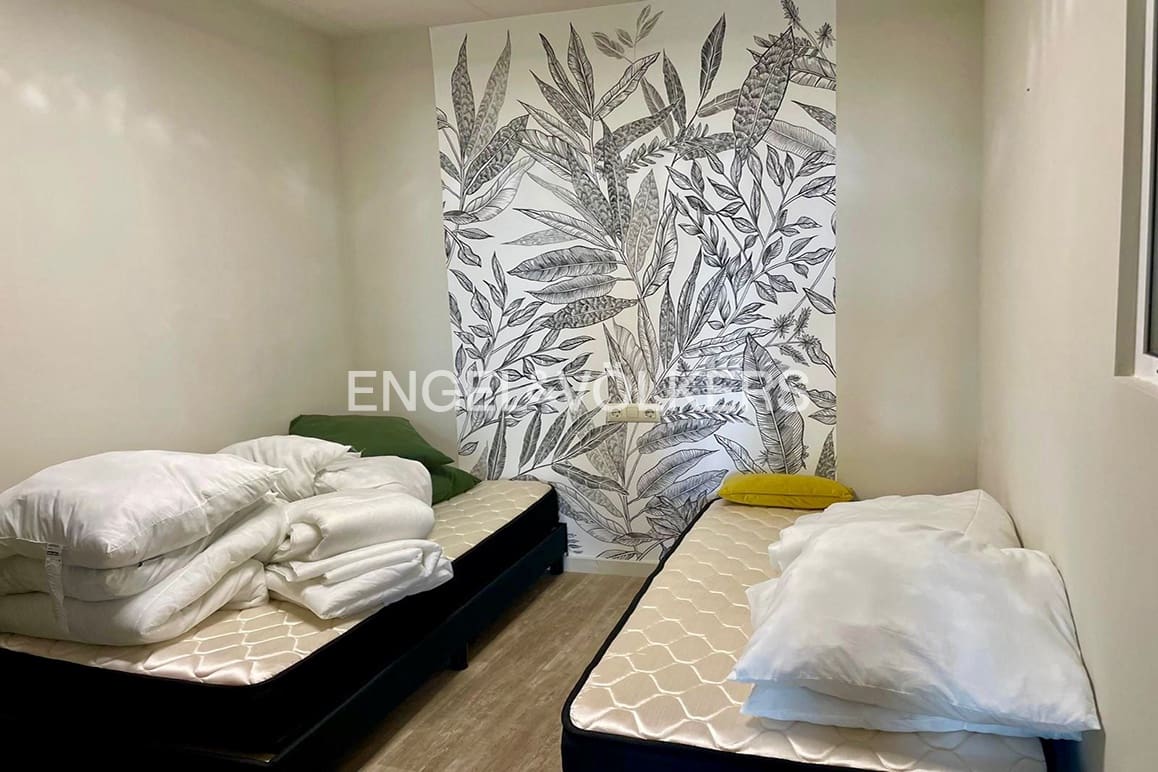 10 makuuhuone Huvila myytävänä paikassa Llanca mukana uima-altaan 
autotalli - 1 050 000 € (Ref: 9191483)