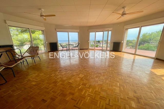 10 sovrum Villa till salu i Llançà med pool garage - 1 050 000 € (Ref: 9191483)