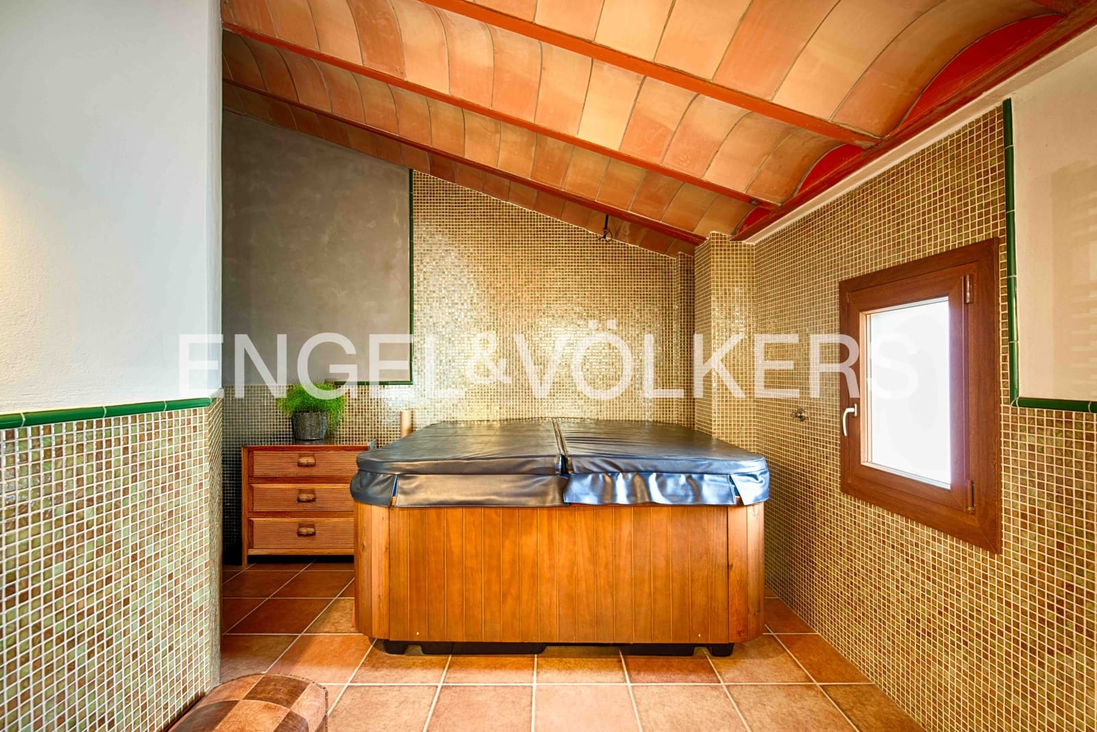 5 soveværelse Finca/Landehus til salg i Castello d'Empuries med garage - € 2.950.000 (Ref: 9195087)