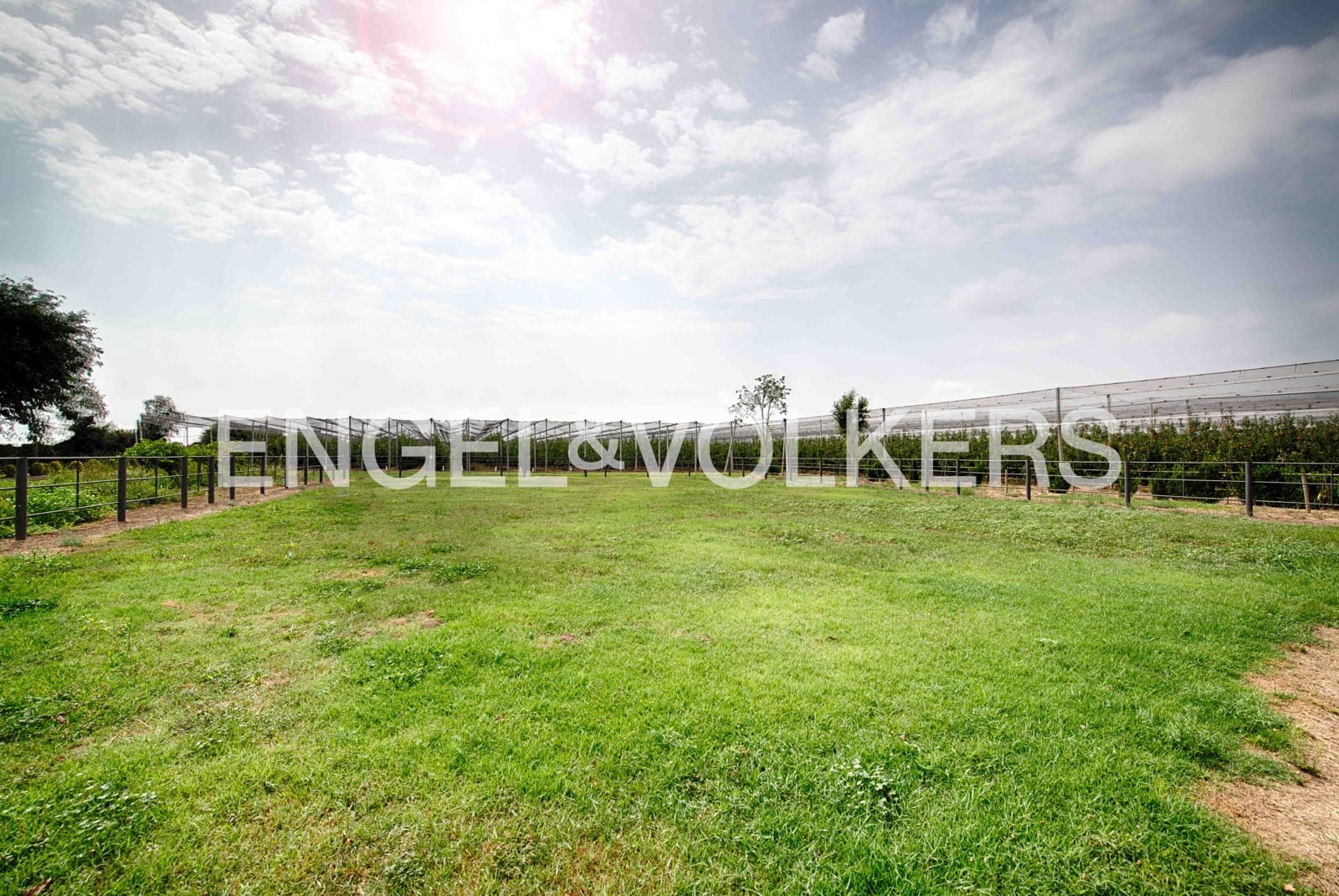 5 soveværelse Finca/Landehus til salg i Castello d'Empuries med garage - € 2.950.000 (Ref: 9195087)