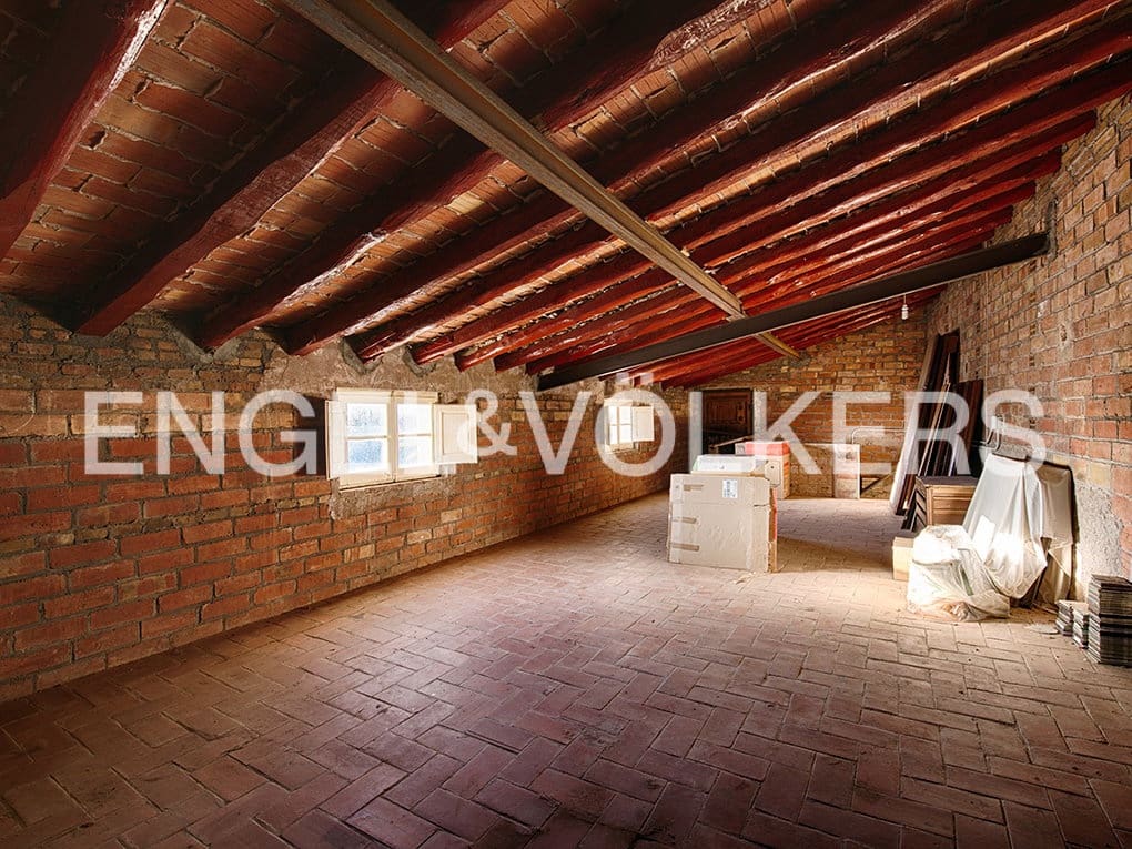 4 bedroom Townhouse for sale in Peralada with garage - € 470,000 (Ref: 9199814)
