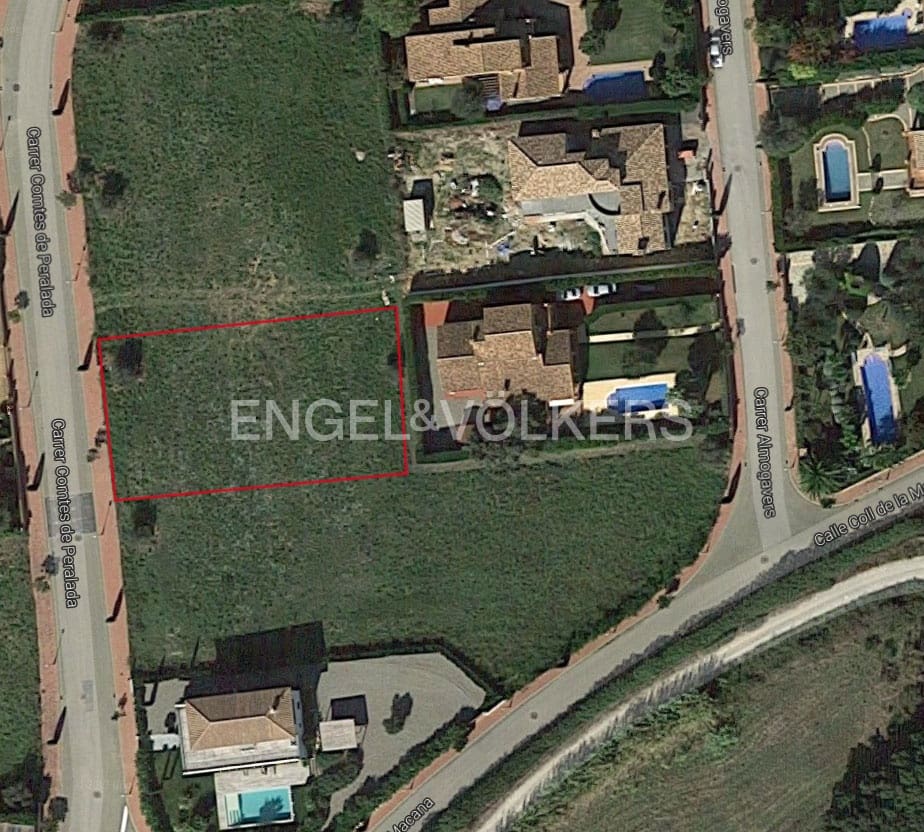 Rakentamaton maa myytävänä paikassa Peralada - 245 000 € (Ref: 9231740)