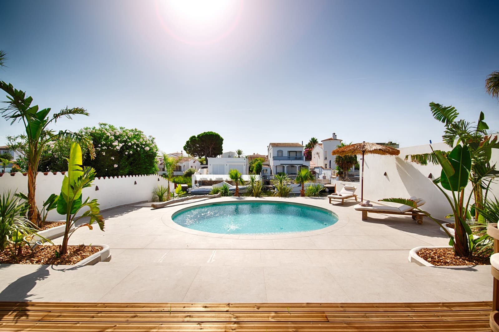 4 sovrum Villa till salu i Empuriabrava med pool garage - 1 890 000 € (Ref: 9256380)
