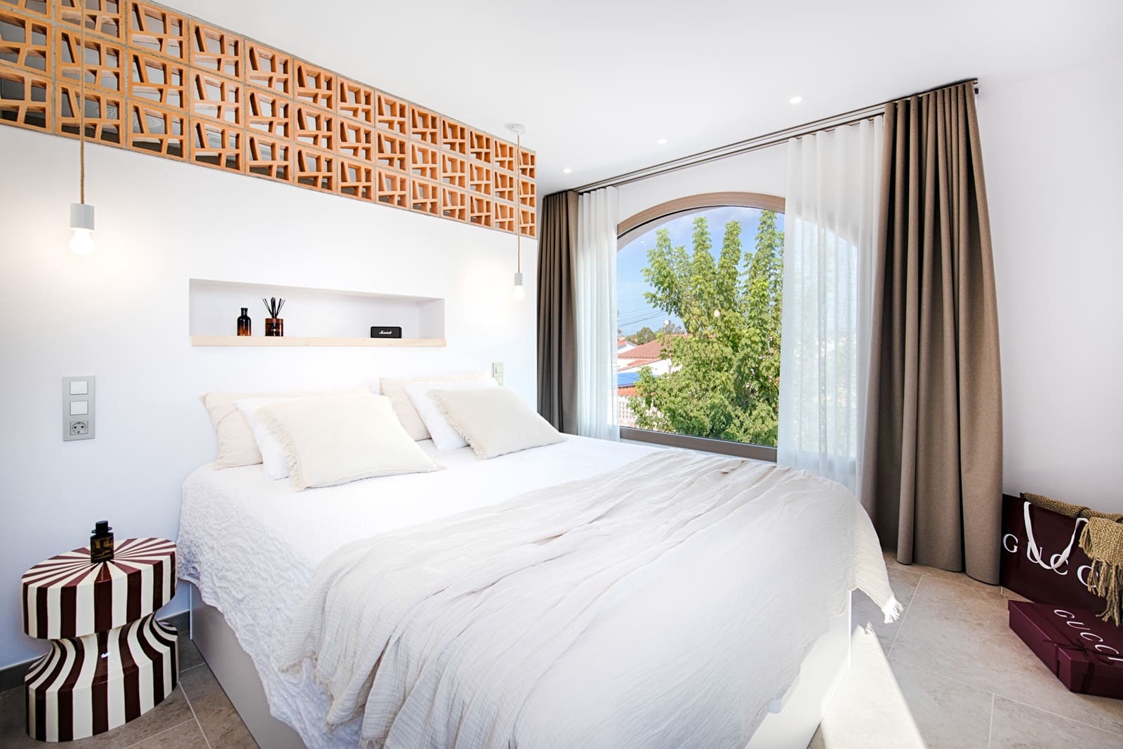 4 sovrum Villa till salu i Empuriabrava med pool garage - 1 890 000 € (Ref: 9256380)