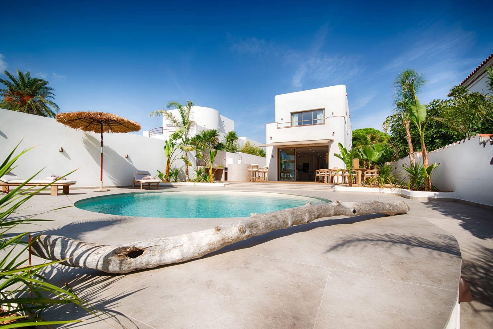 4 sovrum Villa till salu i Empuriabrava med pool garage - 1 890 000 € (Ref: 9256380)