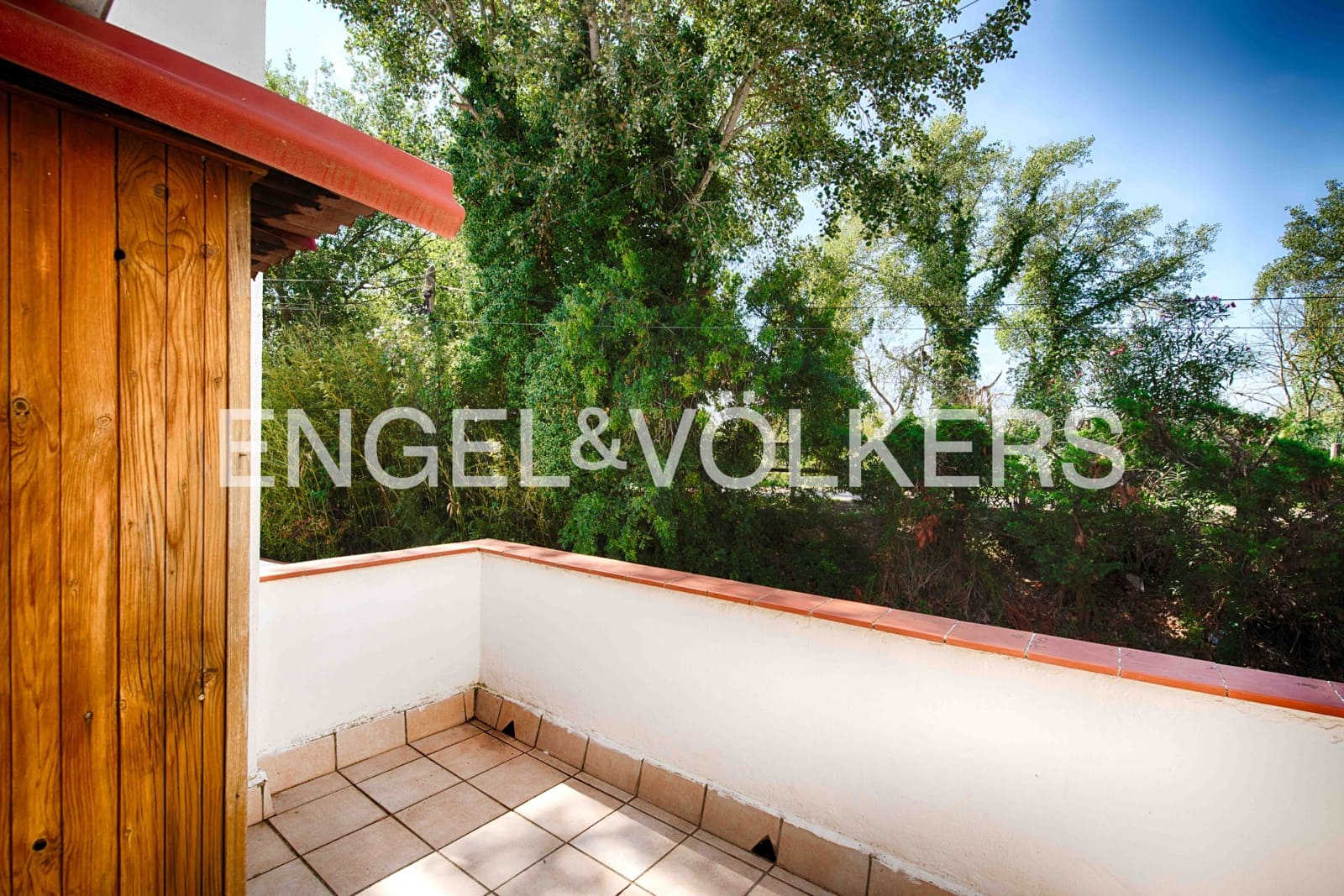 2 makuuhuone Omakotitalo myytävänä paikassa Empuriabrava mukana 
autotalli - 259 000 € (Ref: 9261989)