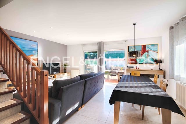 3 Zimmer Haus zu verkaufen in El Far d'Empordà mit Garage - 435.000 € (Ref: 9267606)