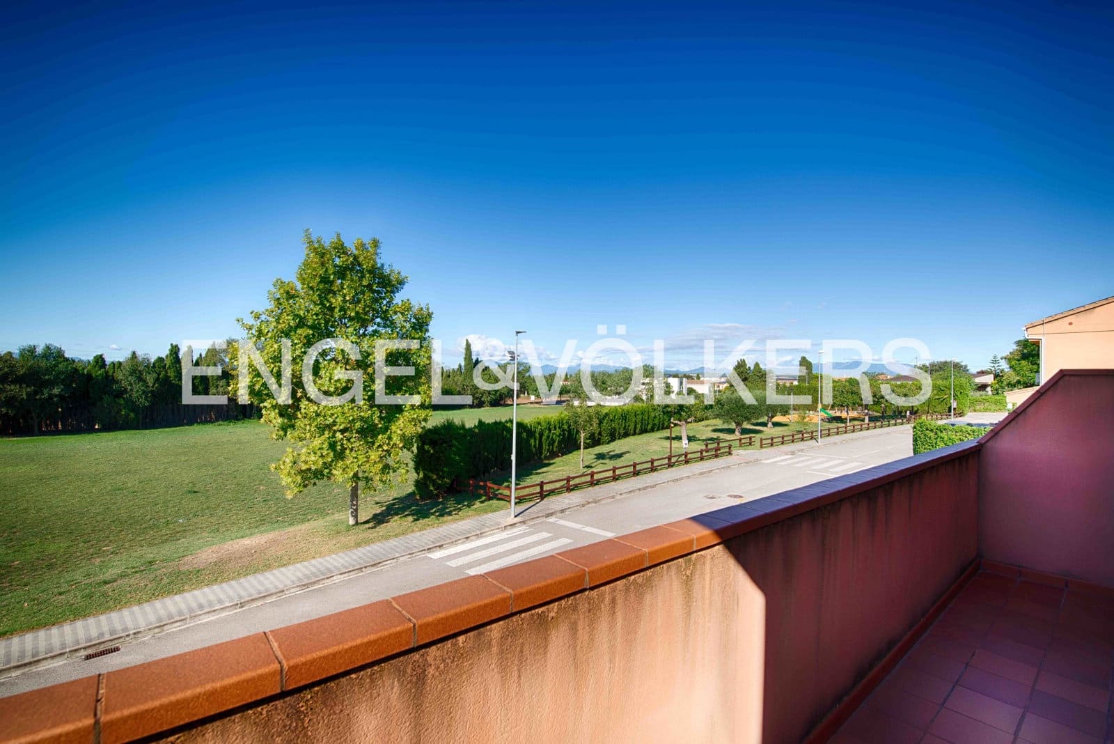 3 soveværelse Byhus til salg i El Far d'Emporda med garage - € 435.000 (Ref: 9267606)