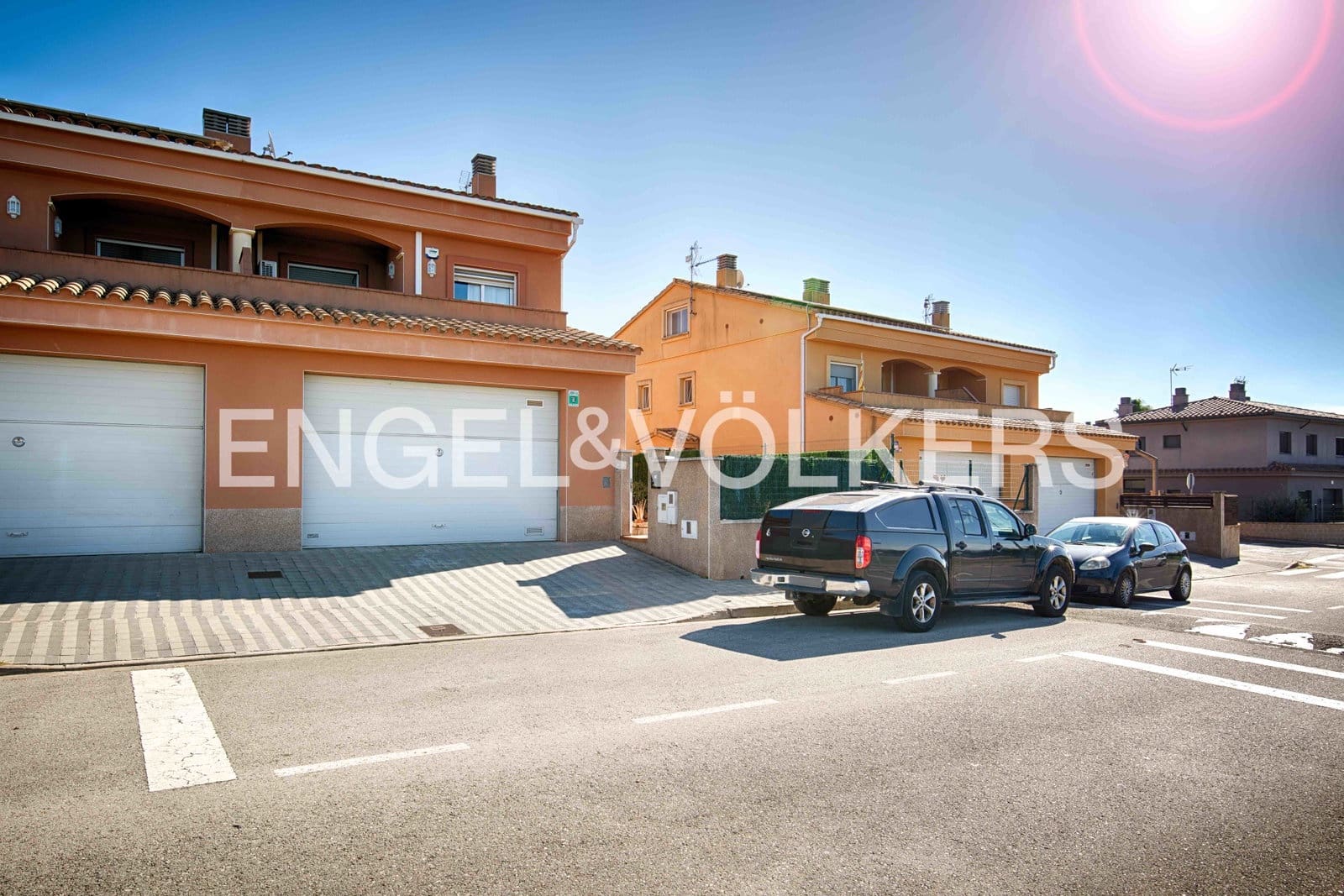 3 soveværelse Byhus til salg i El Far d'Emporda med garage - € 435.000 (Ref: 9267606)