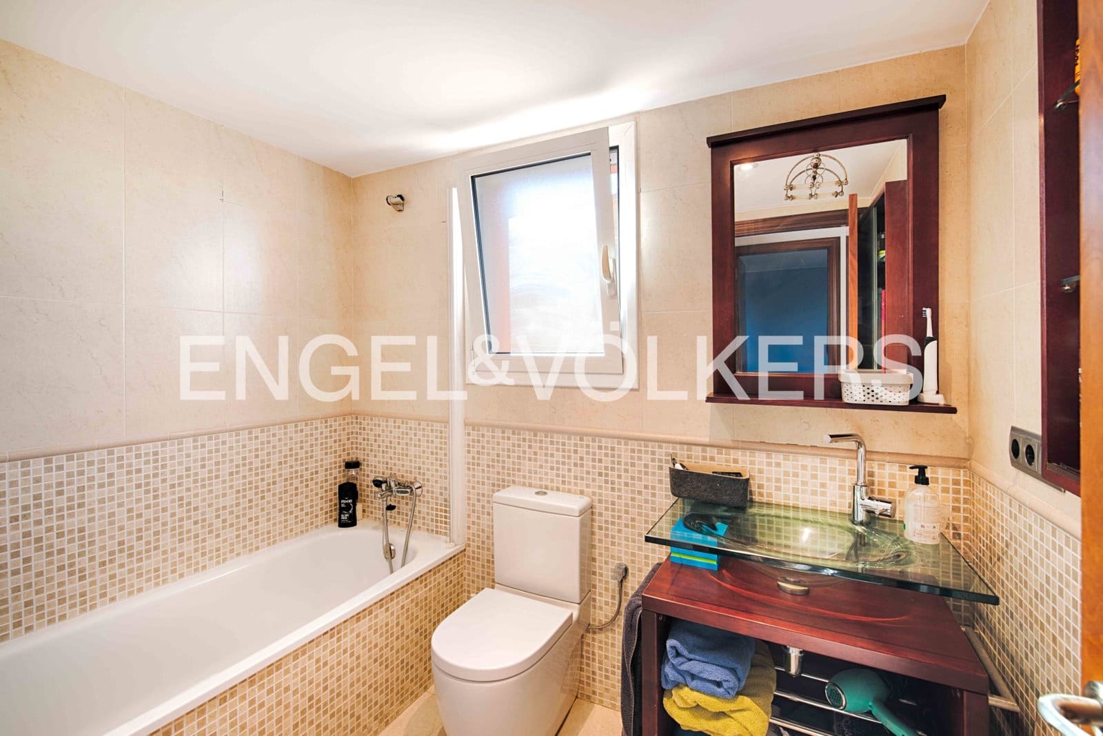 3 soveværelse Byhus til salg i El Far d'Emporda med garage - € 435.000 (Ref: 9267606)