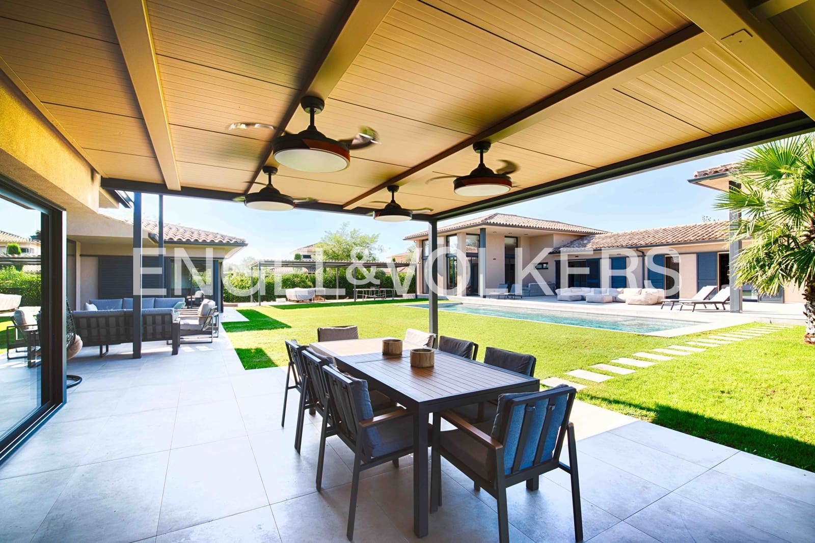 4 sovrum Villa till salu i El Far d'Emporda med pool garage - 3 090 000 € (Ref: 9267842)