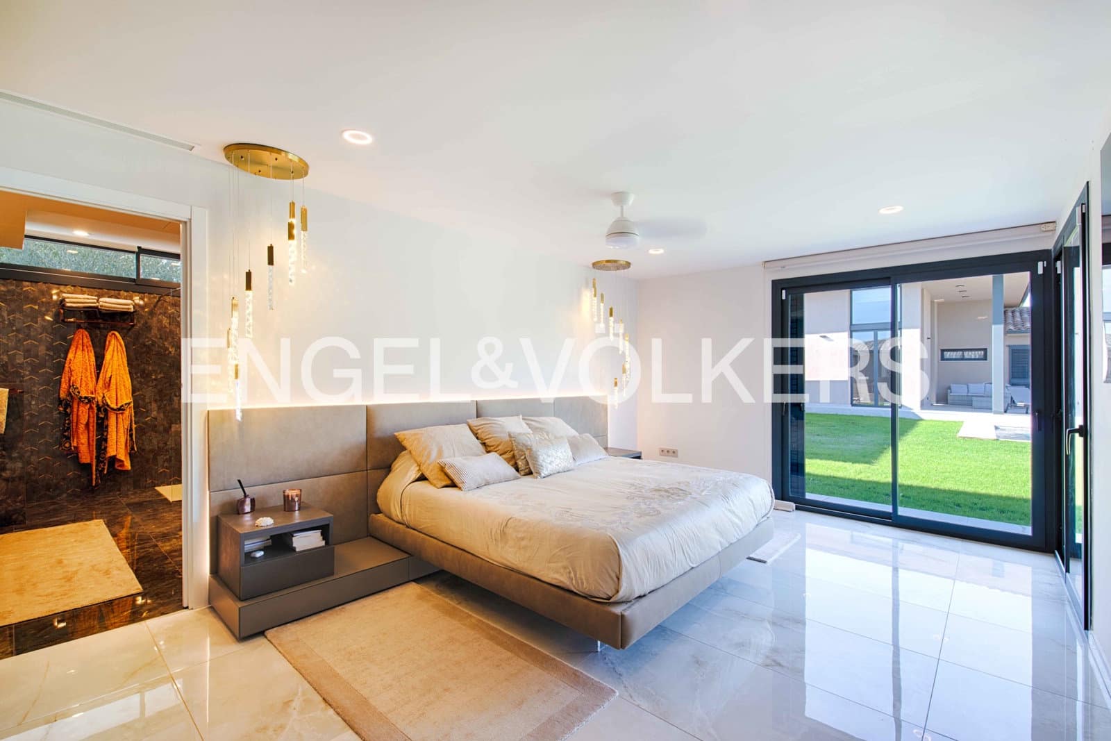 4 chambre Villa/Maison à vendre à Navata avec piscine garage - 3 090 000 € (Ref: 9267842)