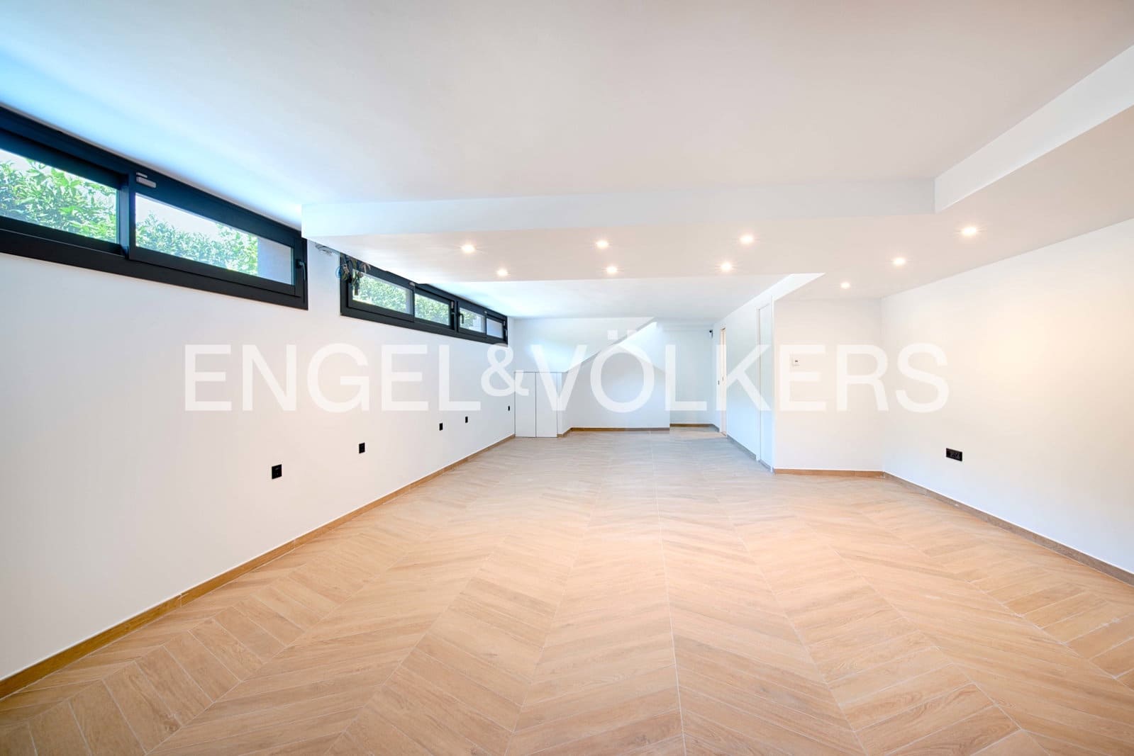 4 chambre Villa/Maison à vendre à Navata avec piscine garage - 3 090 000 € (Ref: 9267842)