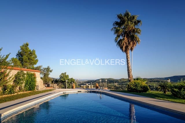 12 bedroom Finca/Country House for sale in Darnius with pool garage - € 3,500,000 (Ref: 9271776)