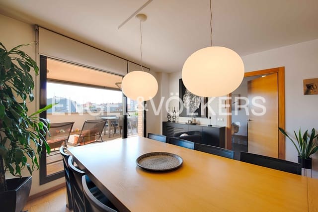 Apartamento de 4 habitaciones en Figueres en venta con garaje - 399.000 € (Ref: 9278757)