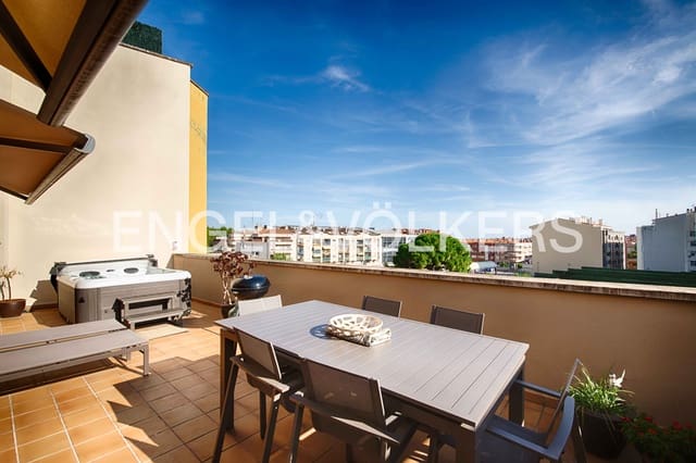Apartamento de 4 habitaciones en Figueres en venta con garaje - 399.000 € (Ref: 9278757)