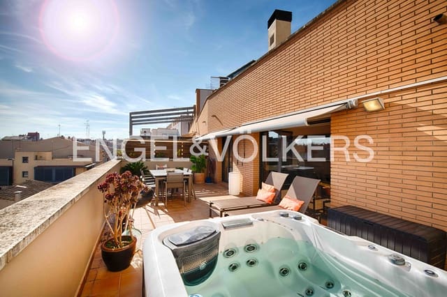 Apartamento de 4 habitaciones en Figueres en venta con garaje - 399.000 € (Ref: 9278757)